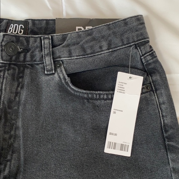 BDG High-Waisted Mom Jeans - Picture 3 of 3